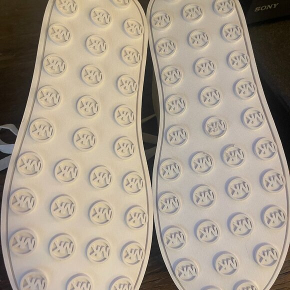 Michael Kors Romey Platform Sneakers   Size 8 - Picture 8 of 8